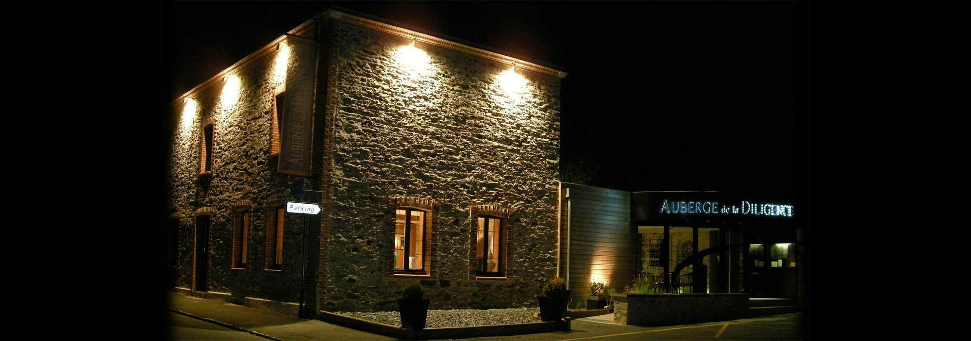 Auberge La Diligence Dolbeau-Mistassini Exterior foto